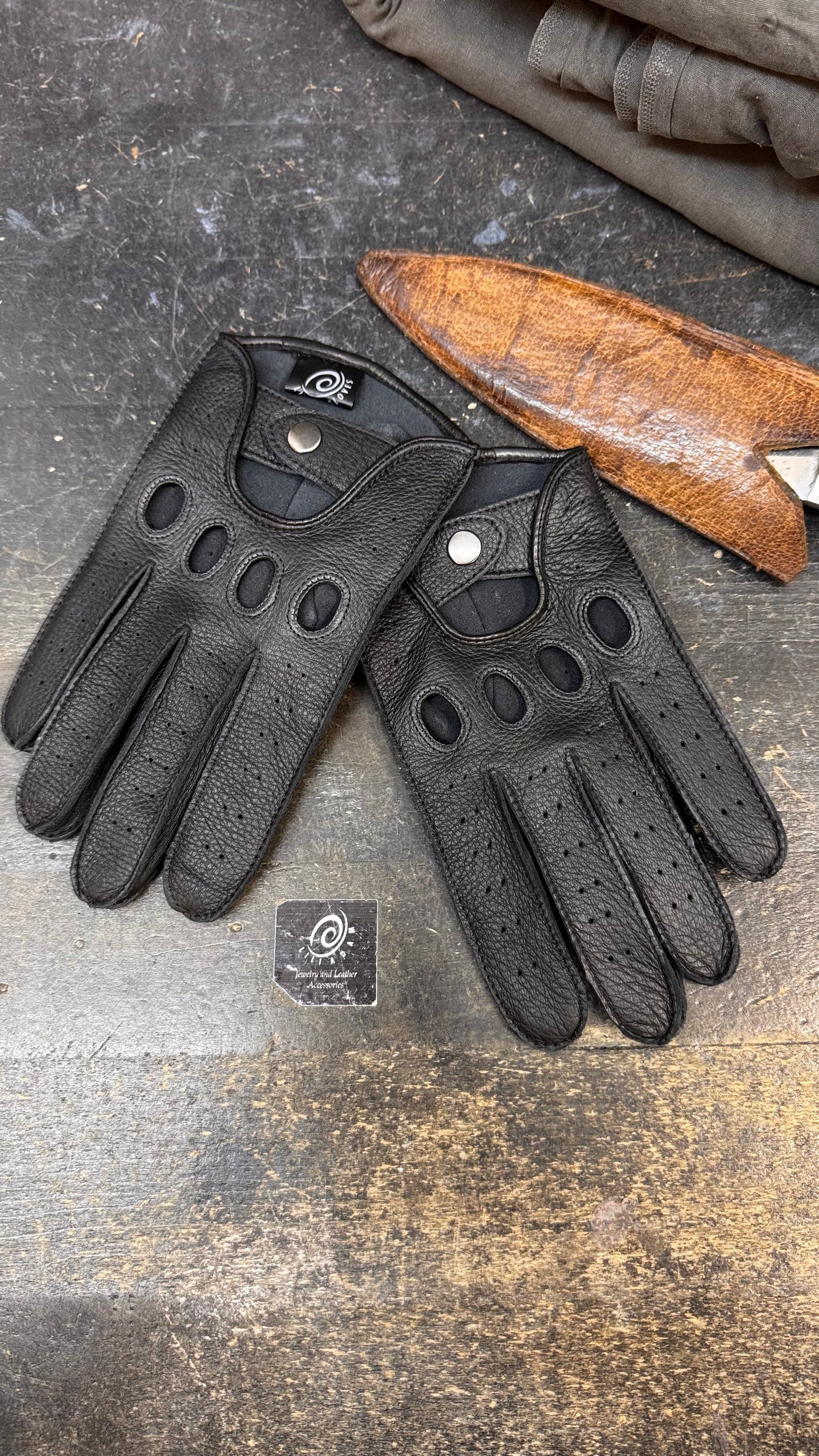 Men’s Deerskin Driving Gloves