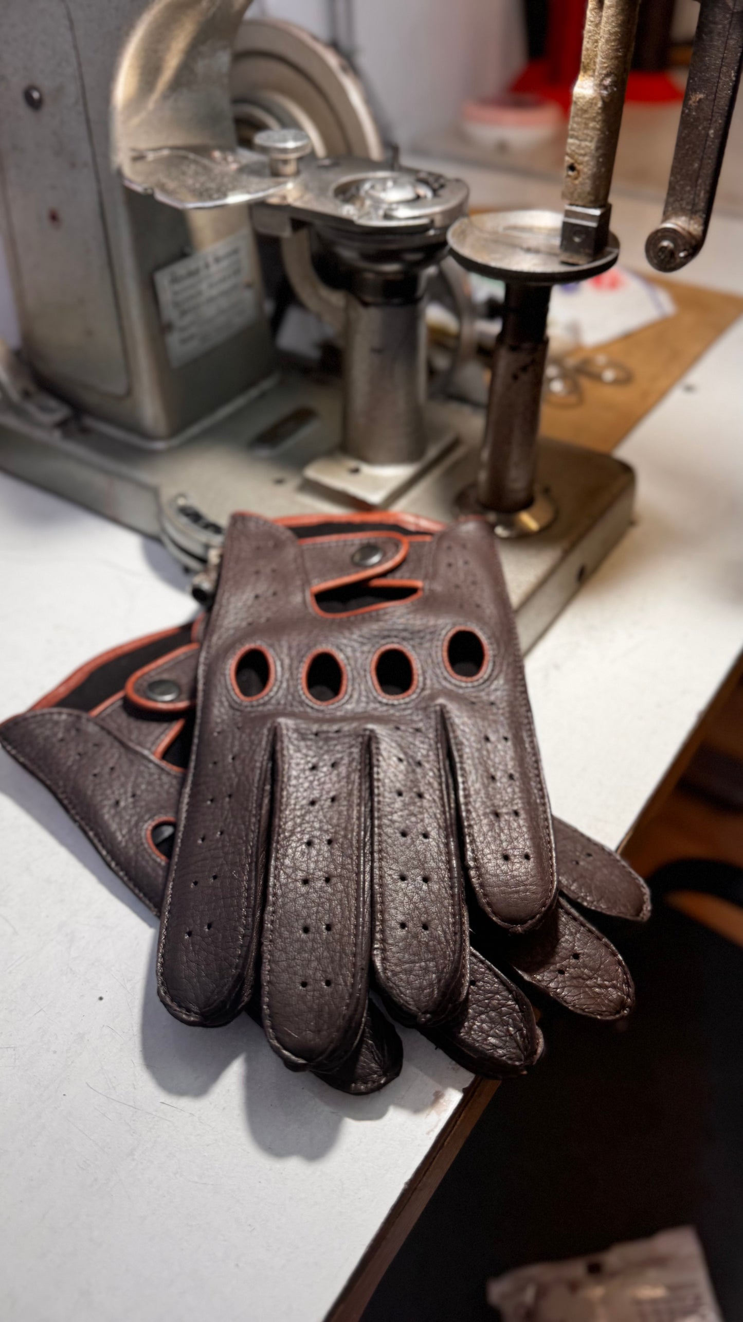 Deerskin leather driving gloves for men
