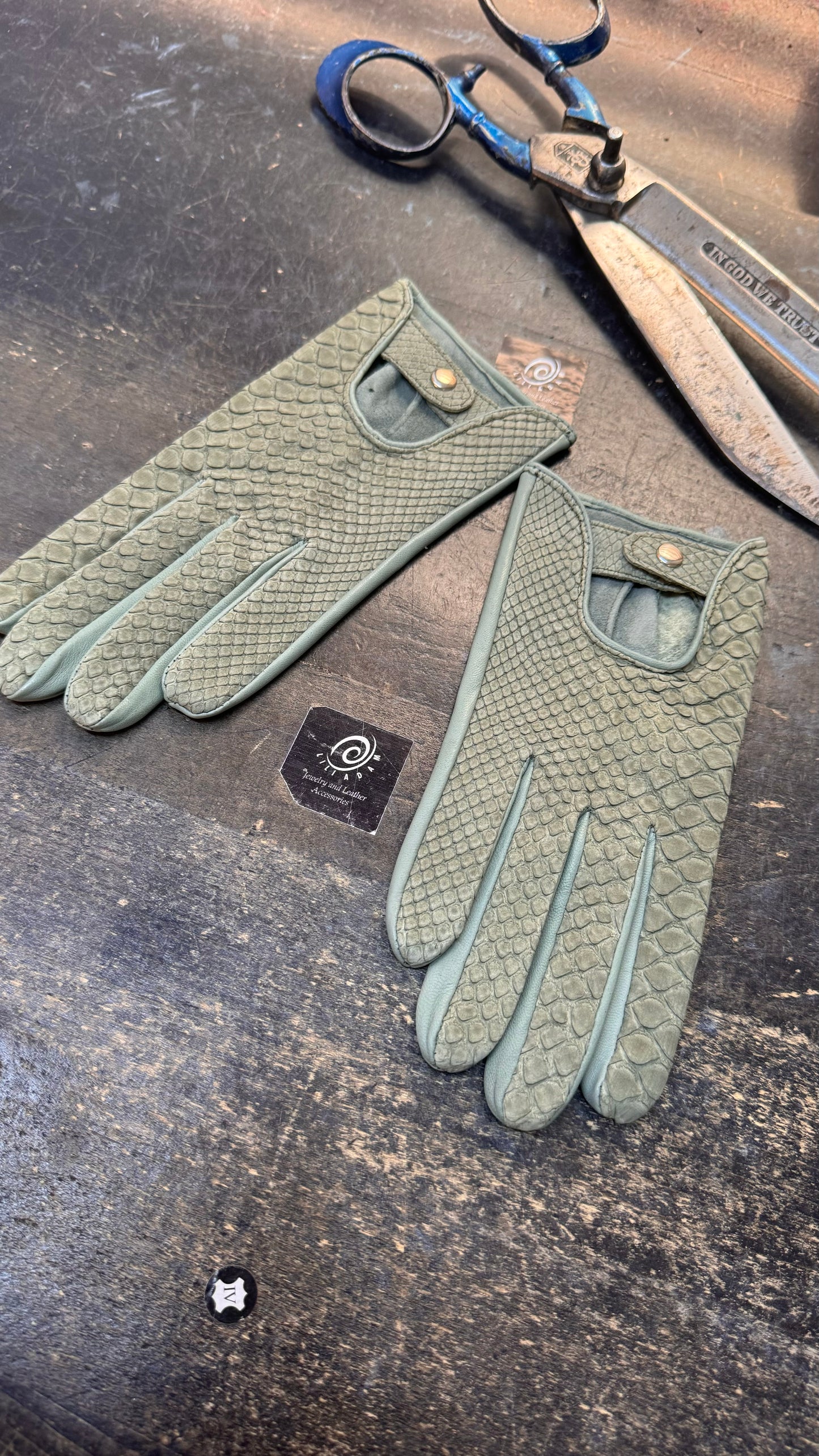 Women’s Python Leather Driving Gloves