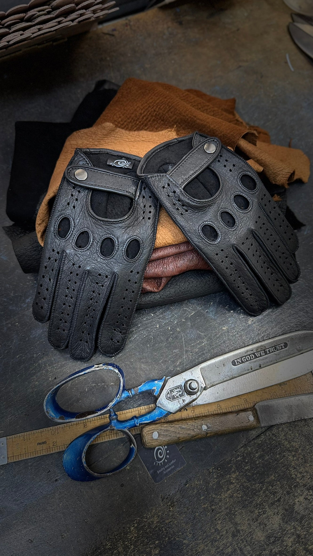 Black Peccary Driving Gloves For Men
