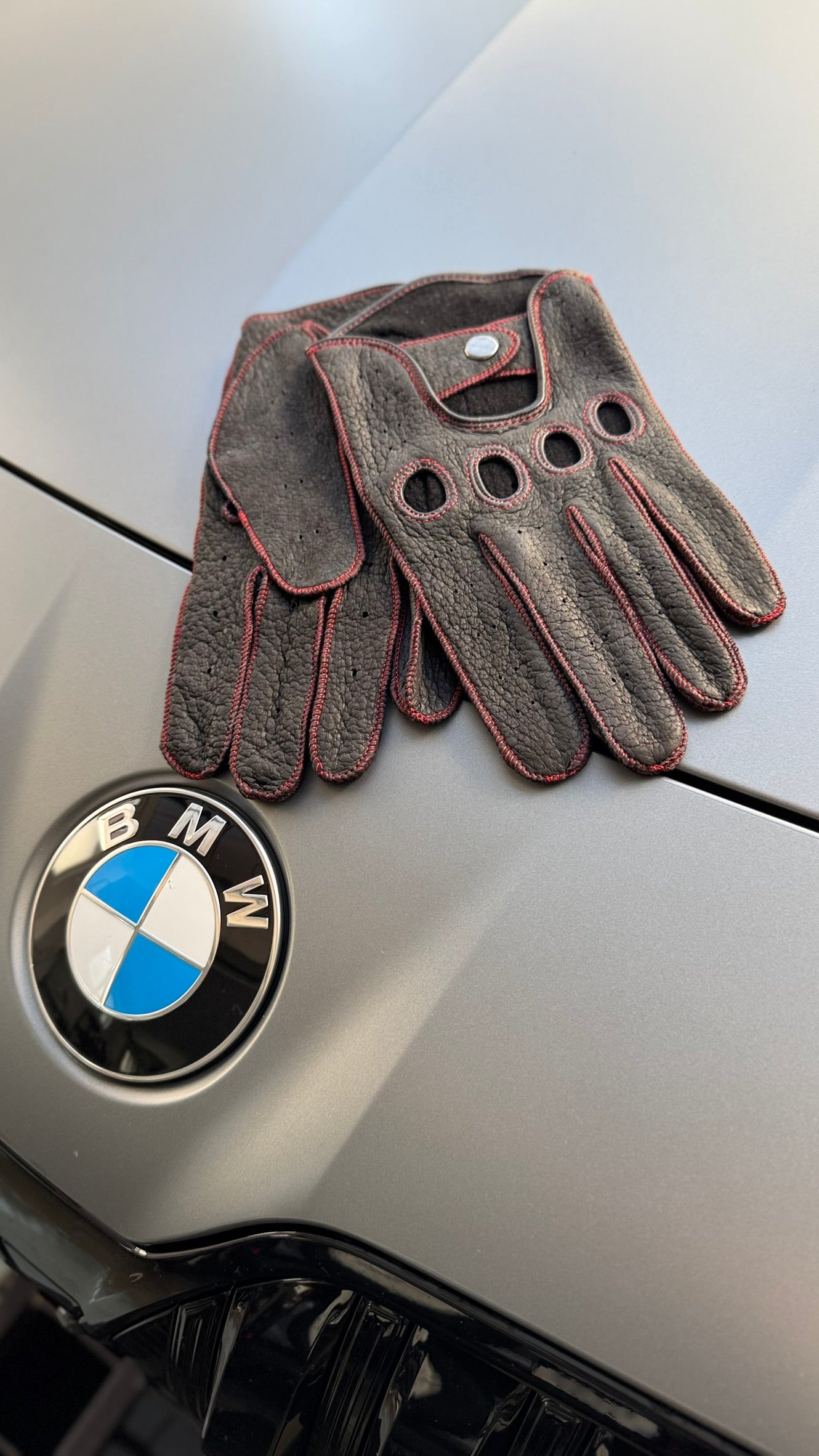 Men's Peccary Leather Driving Gloves - Handmade Breathable Luxury Racing Gloves
