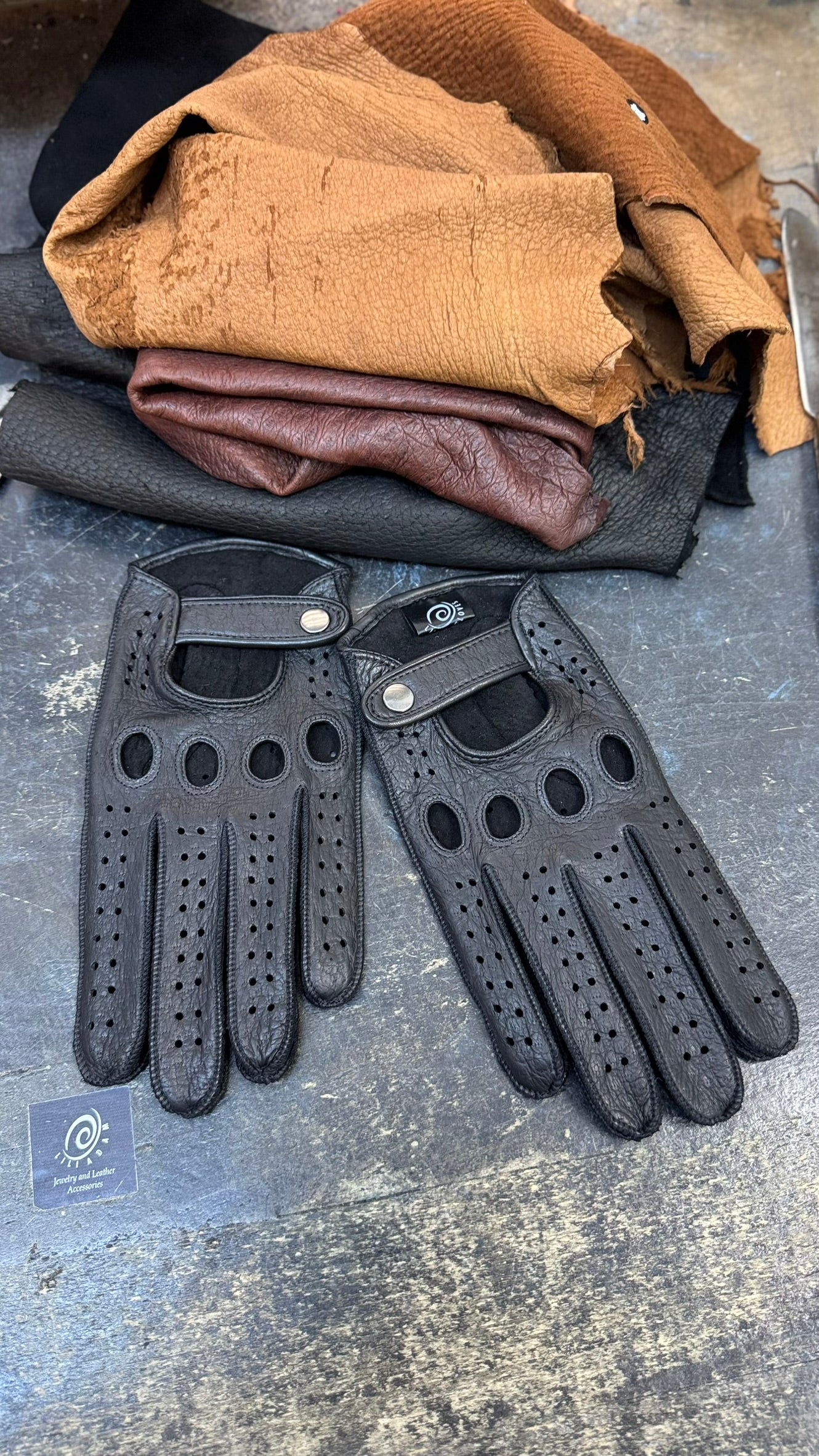 Black Peccary Driving Gloves For Men