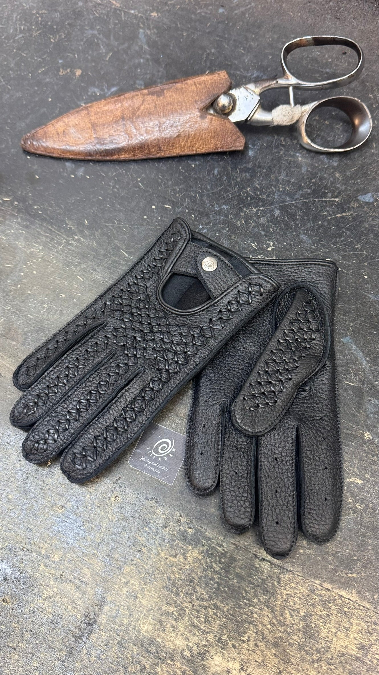 Men's Luxury Deerskin Leather Driving Gloves - Handmade Breathable Racing Gloves