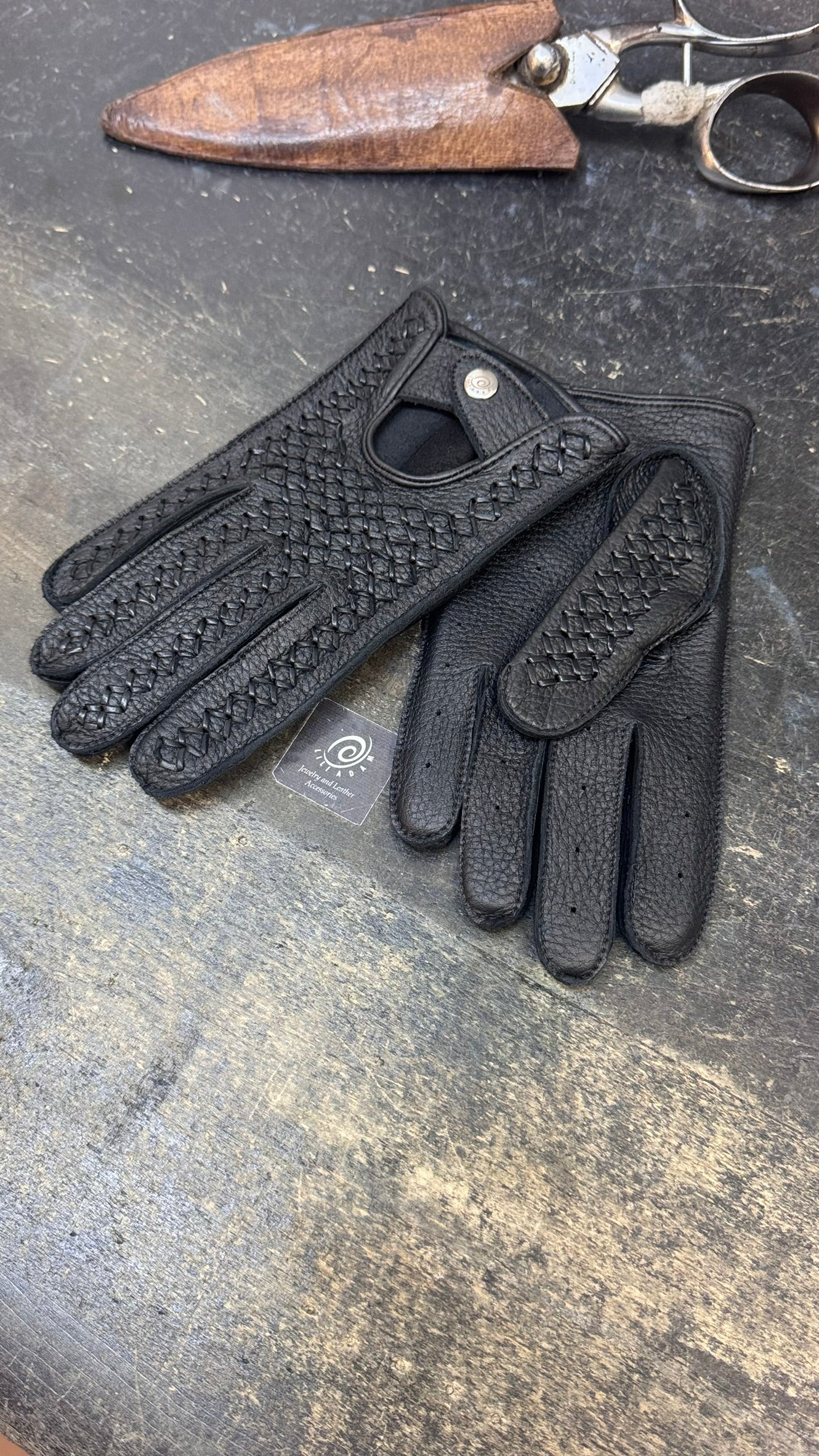 Men's Luxury Deerskin Leather Driving Gloves - Handmade Breathable Racing Gloves
