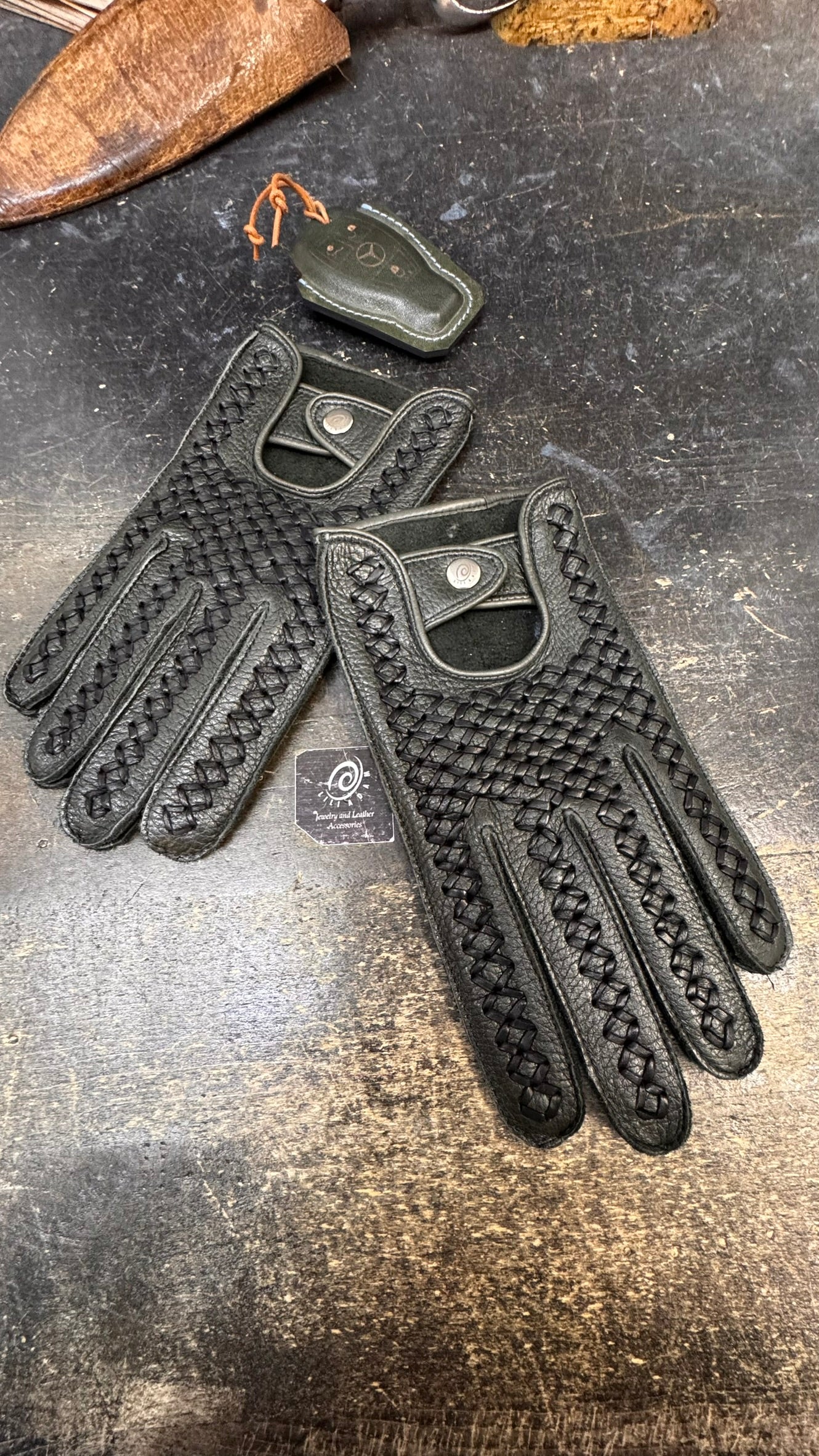 Men's Luxury Deerskin Leather Driving Gloves - Handmade Breathable Racing Gloves
