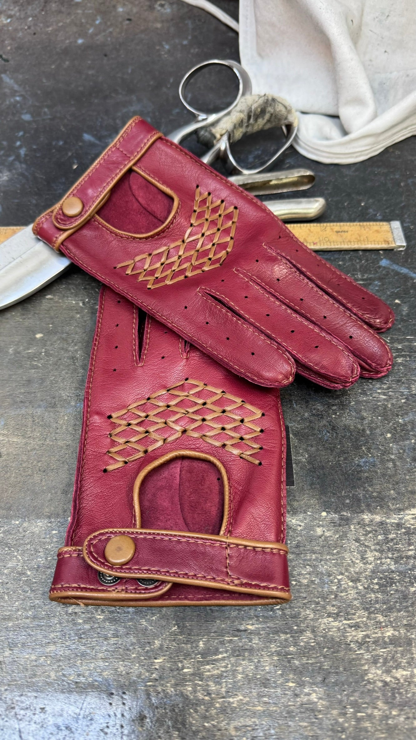 Men’s Leather Driving Gloves NEW