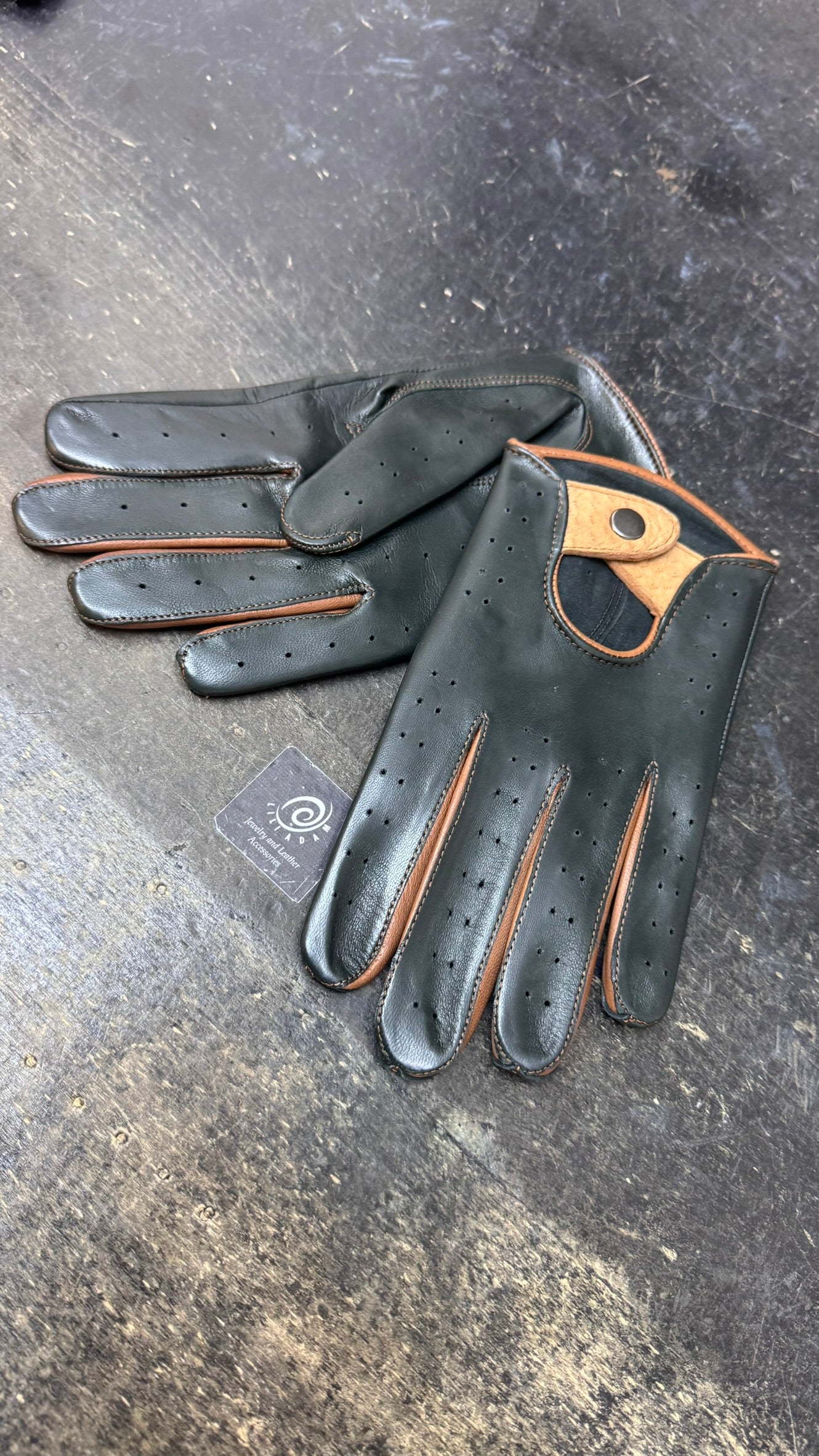 Men’s Leather Driving Gloves Green NEW