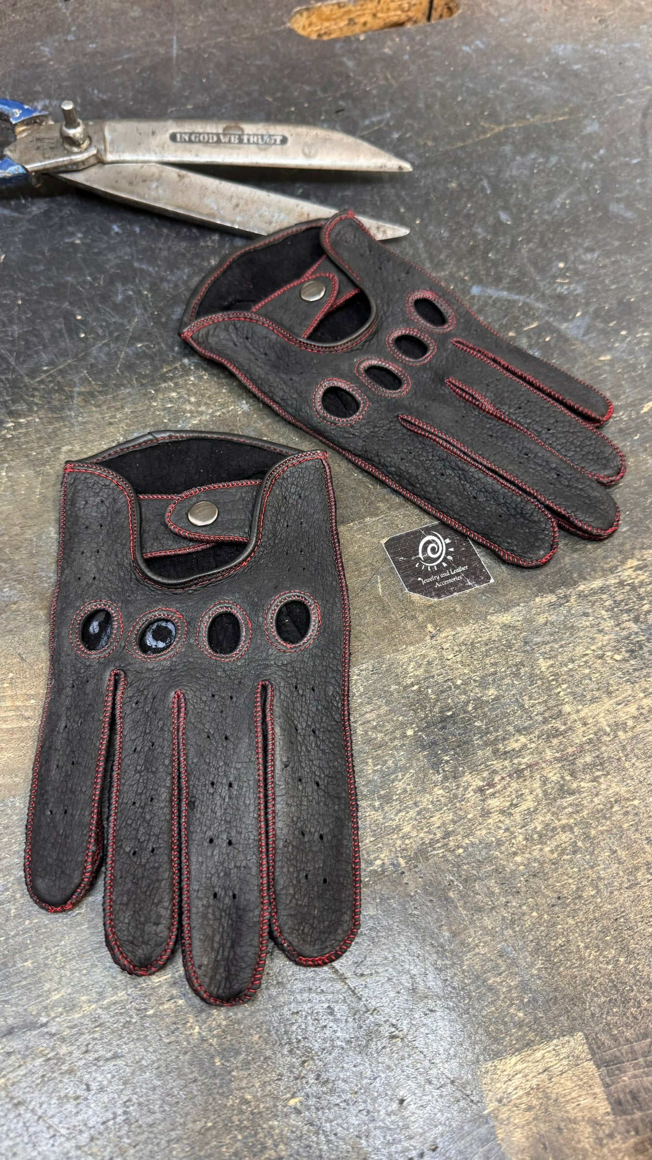 Men's Peccary Leather Driving Gloves - Handmade Breathable Luxury Racing Gloves