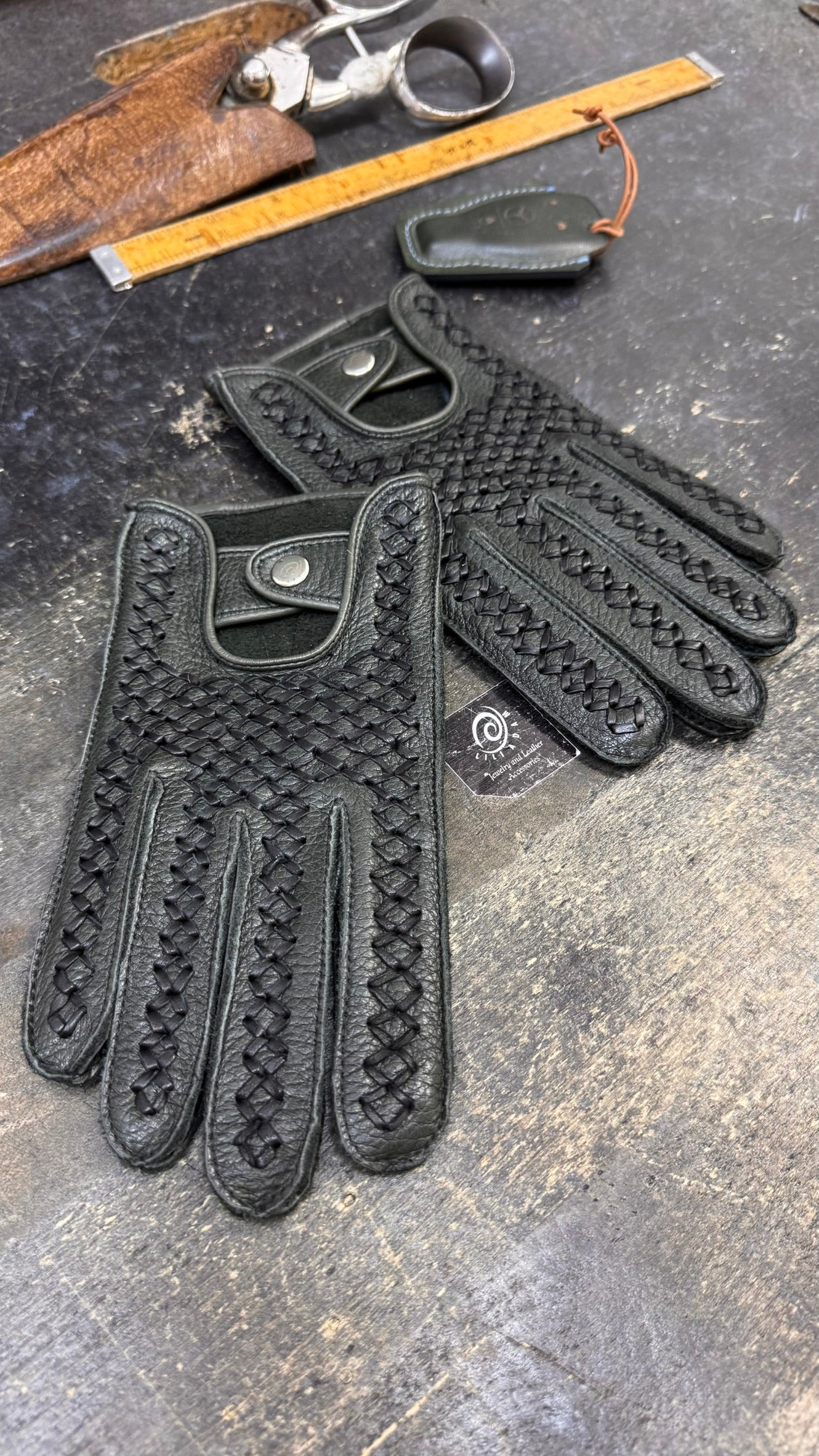 Men's Luxury Deerskin Leather Driving Gloves - Handmade Breathable Racing Gloves