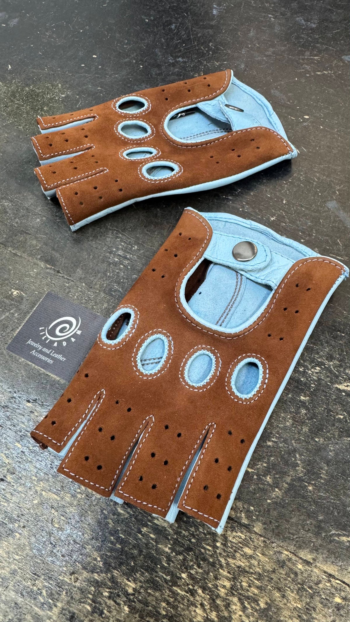 Hermes | Two-tome fingerless suede and lambskin driving gloves